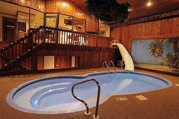 Sybaris Pool Suites Mequon Brown Deer Εξωτερικό φωτογραφία